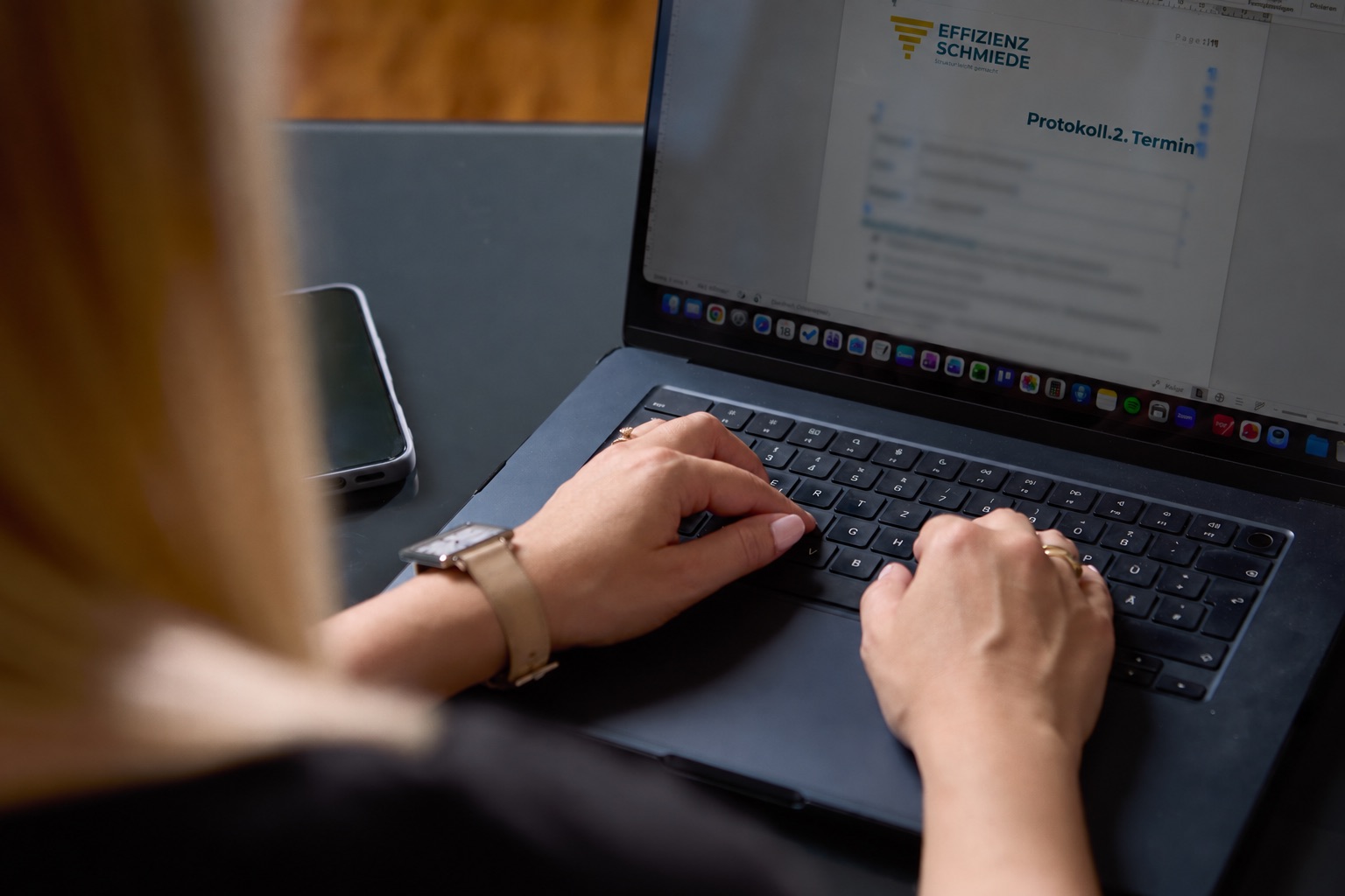 Julia Wertl im Online-Kurs